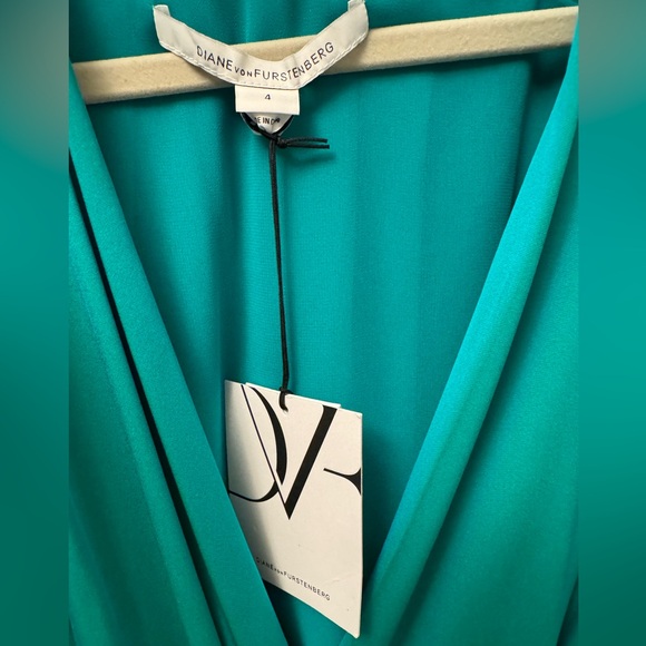 Diane von Furstenberg wrap dress - Picture 2 of 7